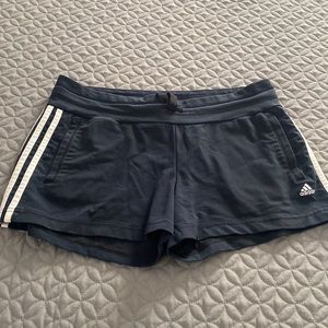 🖤Adidas shorts!🖤 women size Med